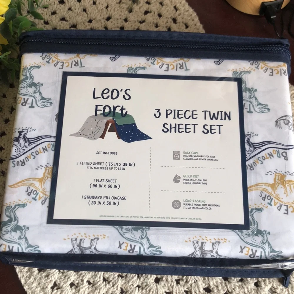 Leo's Fort TWIN Dinosaur 3-Piece Sheet Set